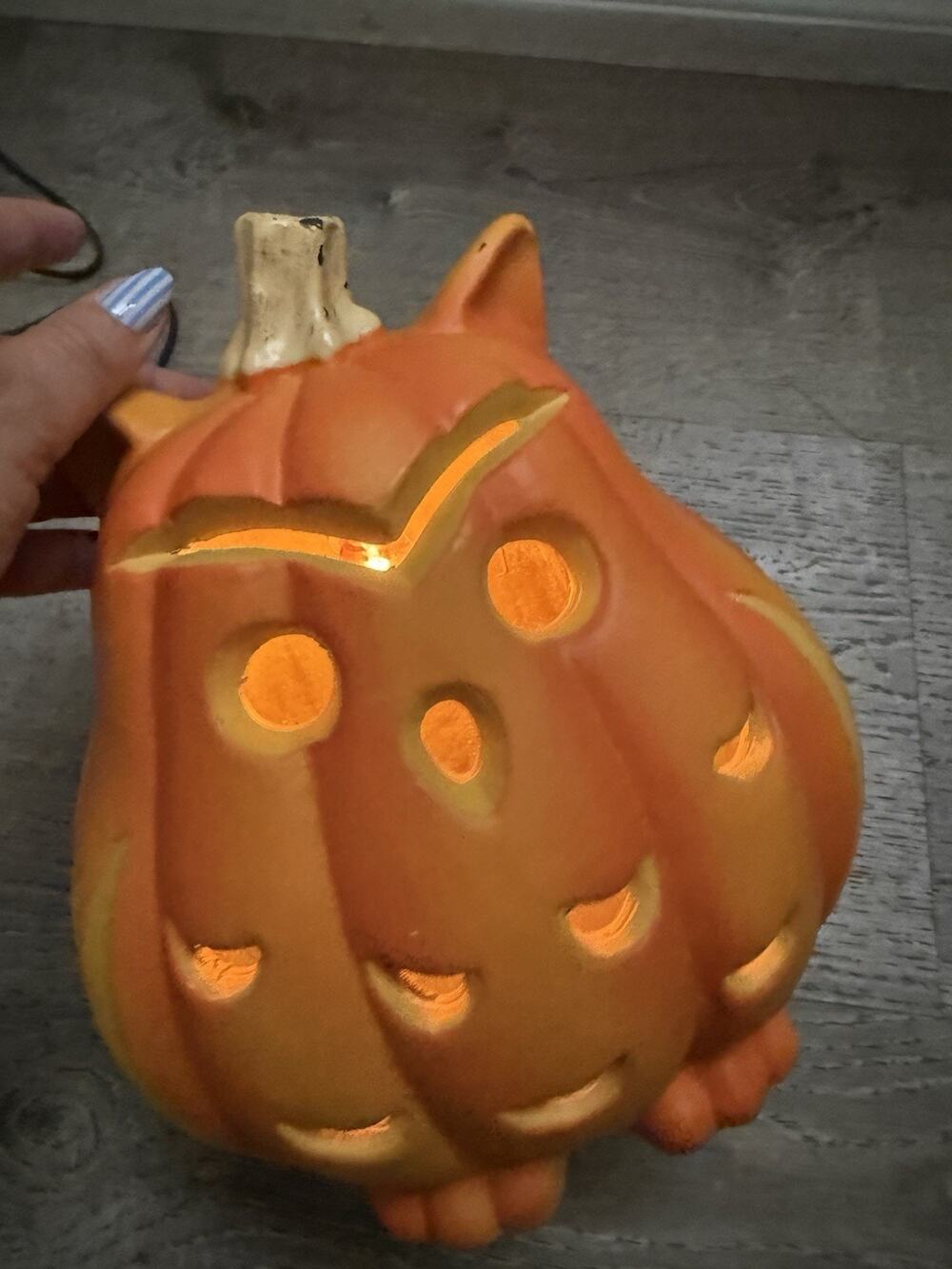 RARE 9.5” Halloween Plastic Blow Mold Owl Jack 'O Lantern - Tested & WORKS